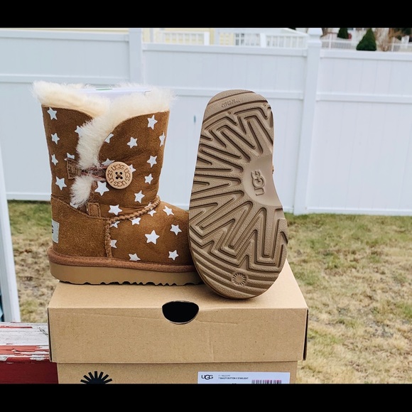 UGG Bailey button II Starlight - Picture 7 of 7